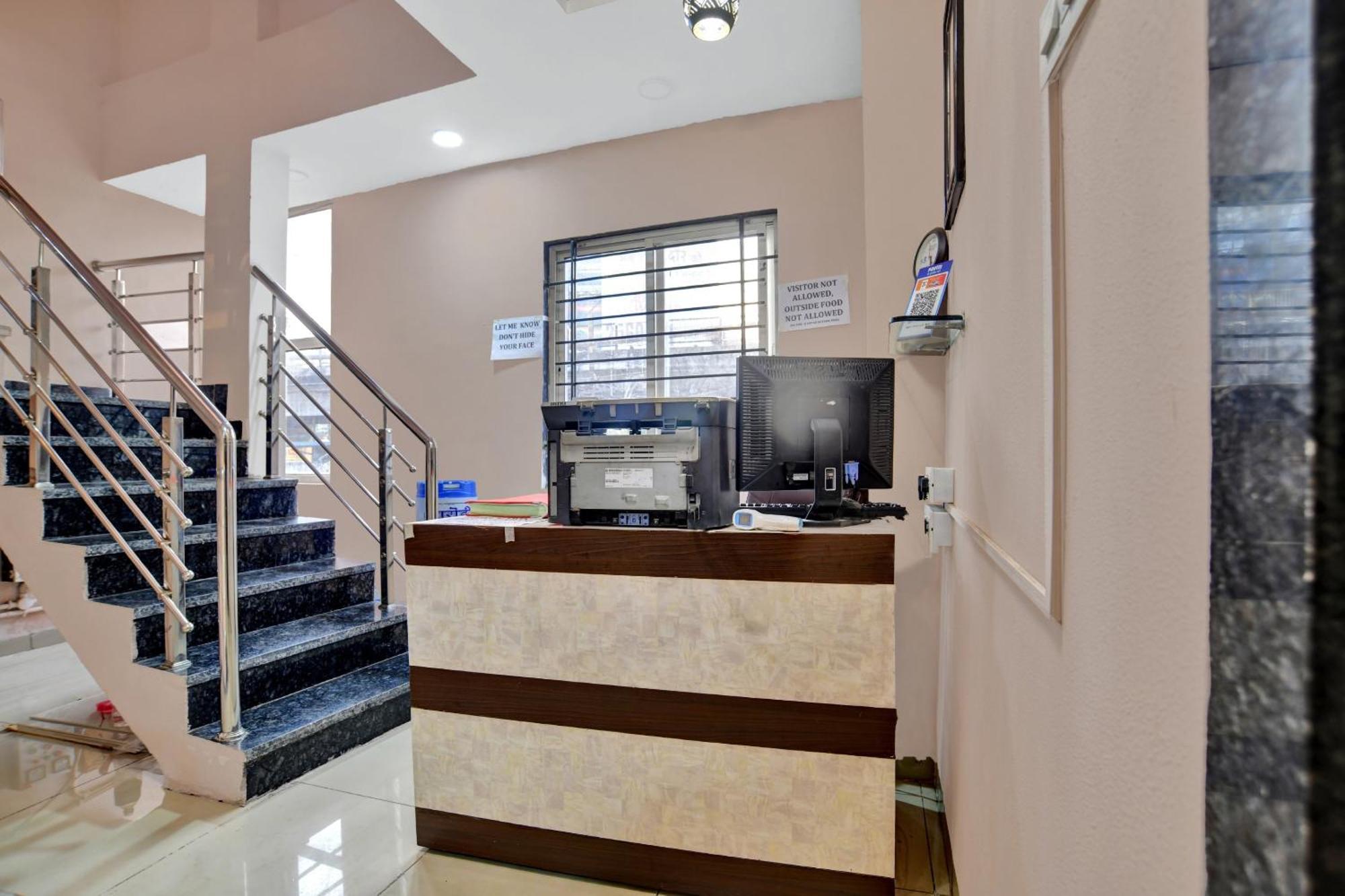 Hotel O Sai Sahara Indore Zewnętrze zdjęcie