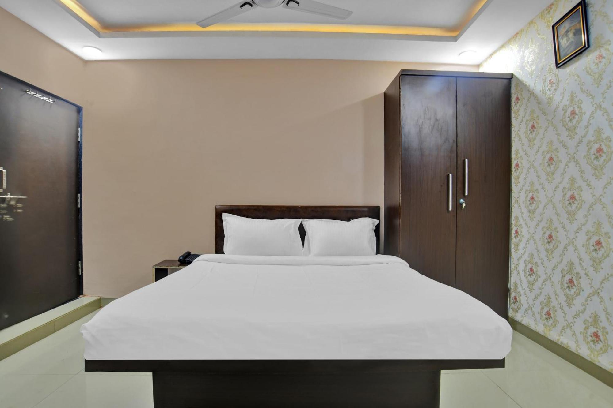 Hotel O Sai Sahara Indore Zewnętrze zdjęcie
